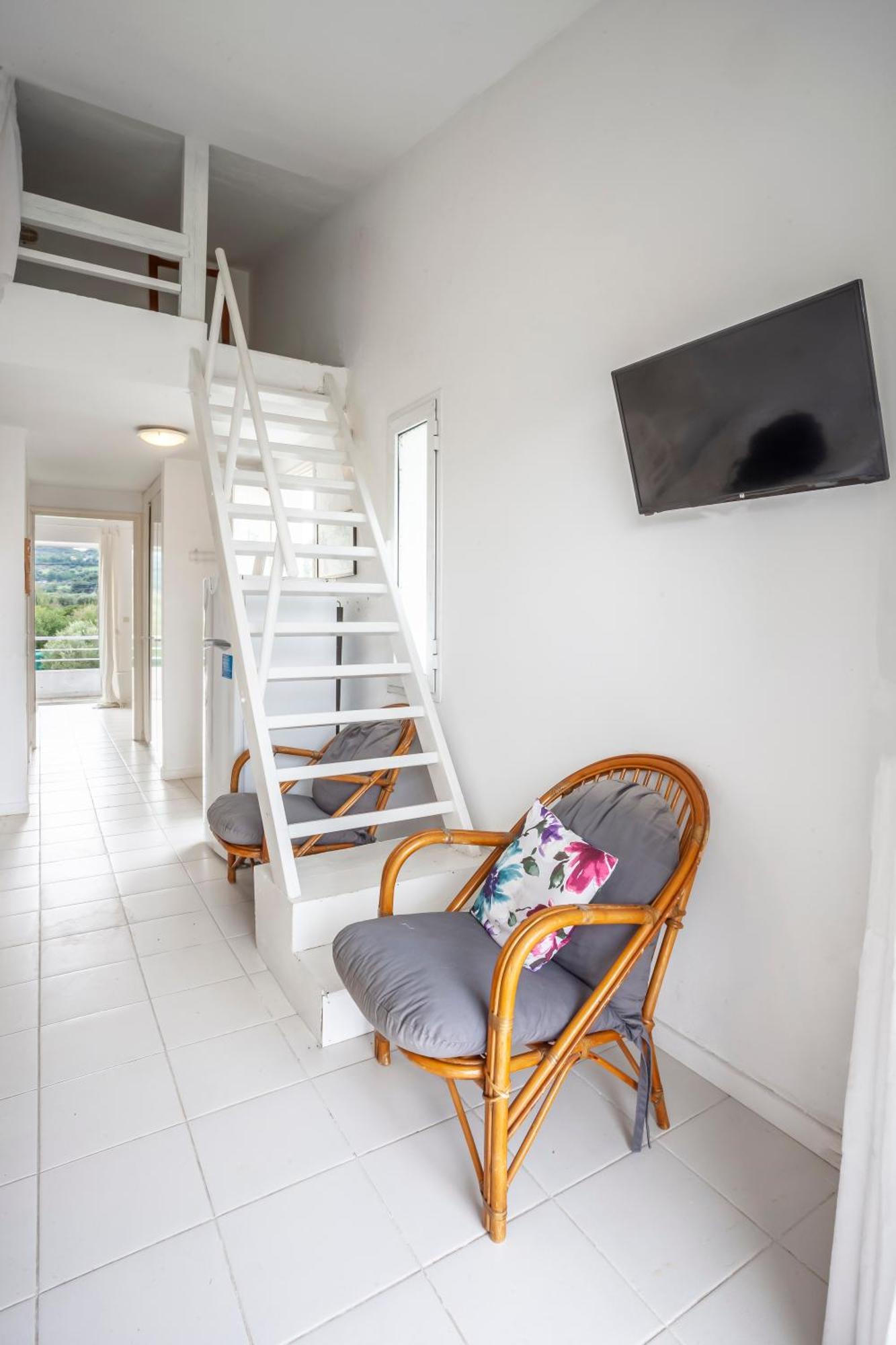 Akrotiri Apartment Pefkochori Ngoại thất bức ảnh